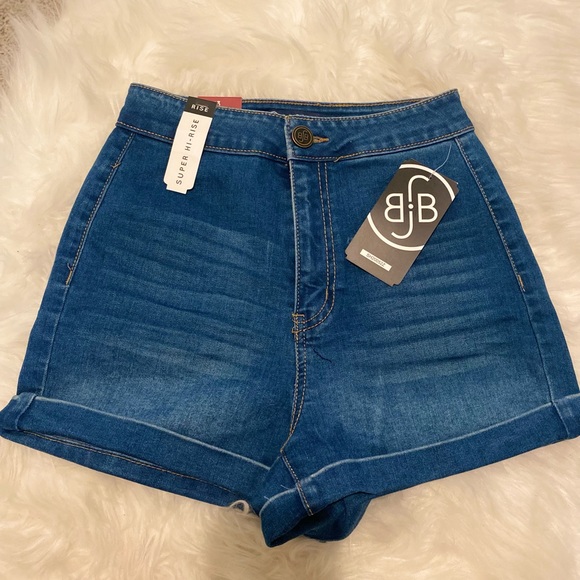 Boom Boom Super Hi-Rise Jeans Shorts, Highwaisted Denim Shorts, size 3 - Picture 7 of 16
